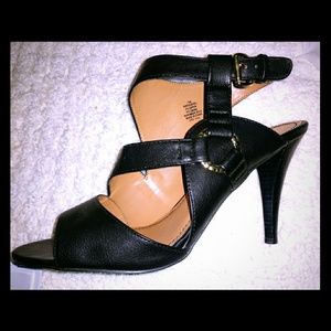 Nine West | 3 Layered Strapped Heels 11M (SHS2)
